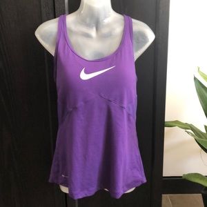 Nike Dri Fit Racerback workout top 💪